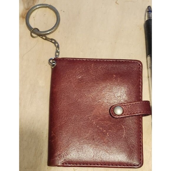 Wilsons Leather Pelle Studio Wallet – Italian Leather, Maroon, Snap Closure - Picture 1 of 5